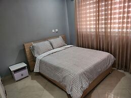 Spacious Luxury 3Bed Hse in Tema Netflix