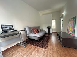 Súper Apartamento TV Wi Fi y parqueadero