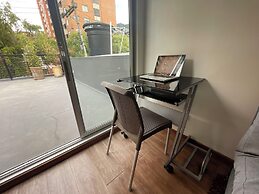 Súper Apartamento TV Wi Fi y parqueadero