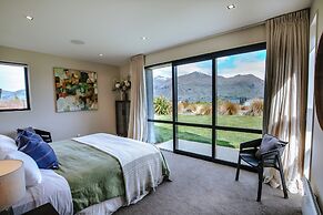 Black Peak View - Lake Views - Spa