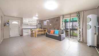 Ganghwa White Stone Pension