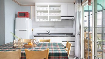 Ganghwa White Stone Pension