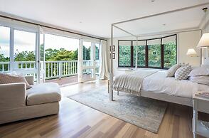 Woolrich House at Woolrich Estate