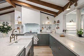 Woolrich House at Woolrich Estate