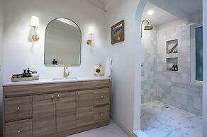 Woolrich House at Woolrich Estate