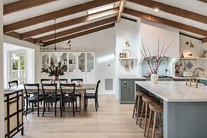 Woolrich House at Woolrich Estate