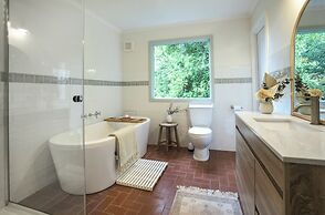 Woolrich House at Woolrich Estate