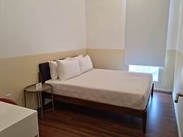 Una Residence By Maya