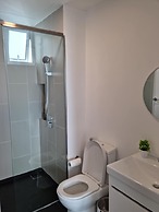 Una Residence By Maya