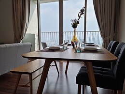 Una Residence By Maya