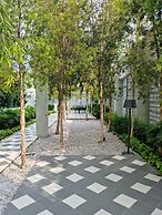 Una Residence By Maya