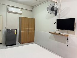 Ze Residence Rarm Intra