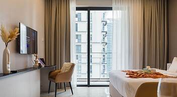 The Manor Serviced Residence by Canopy Lives