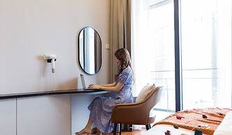 The Manor Serviced Residence by Canopy Lives