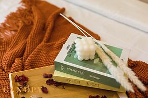 The Manor Serviced Residence by Canopy Lives