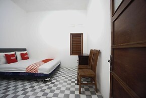 OYO 93971 Villa Kamandalu