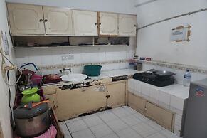 OYO Life 93977 Suterejo Homestay Syariah