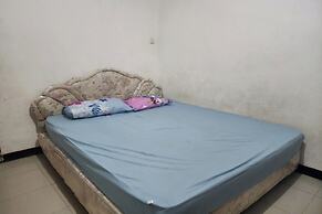 OYO Life 93977 Suterejo Homestay Syariah