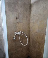 OYO Life 93977 Suterejo Homestay Syariah