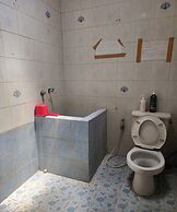 OYO Life 93977 Suterejo Homestay Syariah