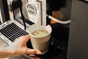 hotel anddoggy Kyoto Nijo