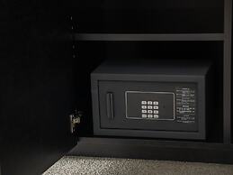 hotel anddoggy Kyoto Nijo