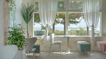 Yeosu Canada meo Village pet Pension