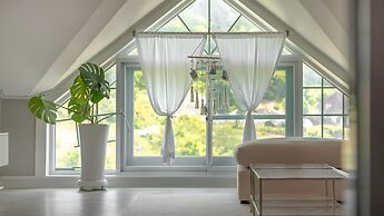 Yeosu Canada meo Village pet Pension