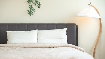 Yeosu Canada meo Village pet Pension