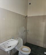 OYO Life 93979 Gubeng Homestay Syariah