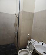 OYO Life 93979 Gubeng Homestay Syariah