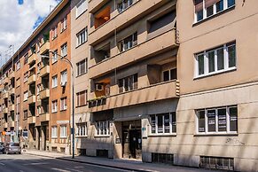 Lavanda Apartment With Terrace