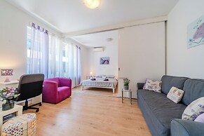 Lavanda Apartment With Terrace