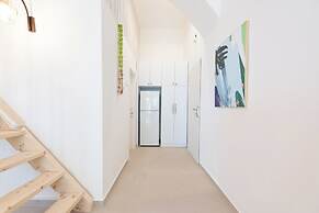 PORT CITY HAIFA - Authentic Luxury BG