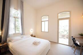 PORT CITY HAIFA - Authentic Luxury BG