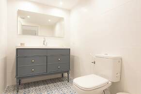 PORT CITY HAIFA - Authentic Luxury BG