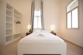 PORT CITY HAIFA - Authentic Luxury BG