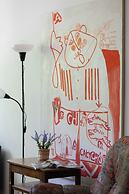 Traditional Warsaw Apartment by Renters