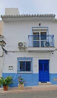 Casa Blue in Torrox With 2 Bedrooms and 1 Bathrooms