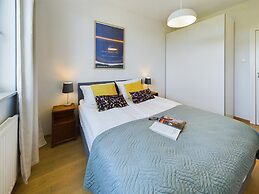 Czesława Miłosza Apartment by Renters
