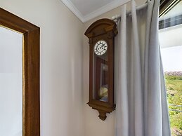 Czesława Miłosza Apartment by Renters