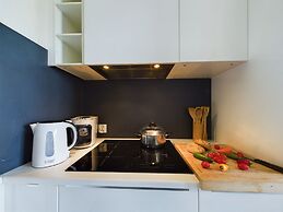 Czesława Miłosza Apartment by Renters