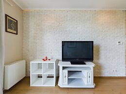 Czesława Miłosza Apartment by Renters