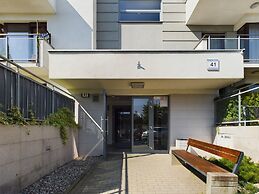 Czesława Miłosza Apartment by Renters