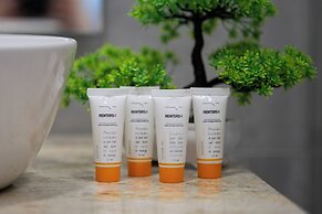 Gumińska Apartment Warsaw by Renters