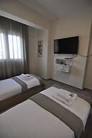 Zennova 60 Nikiti Family Apt