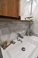 Zennova 60 Nikiti Family Apt