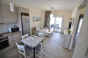 Zennova 60 Nikiti Family Apt