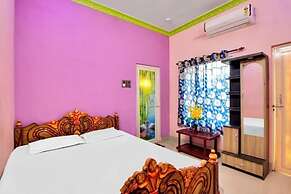 iROOMZ Tilottama Guest House