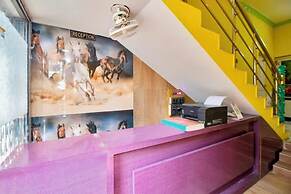 iROOMZ Tilottama Guest House